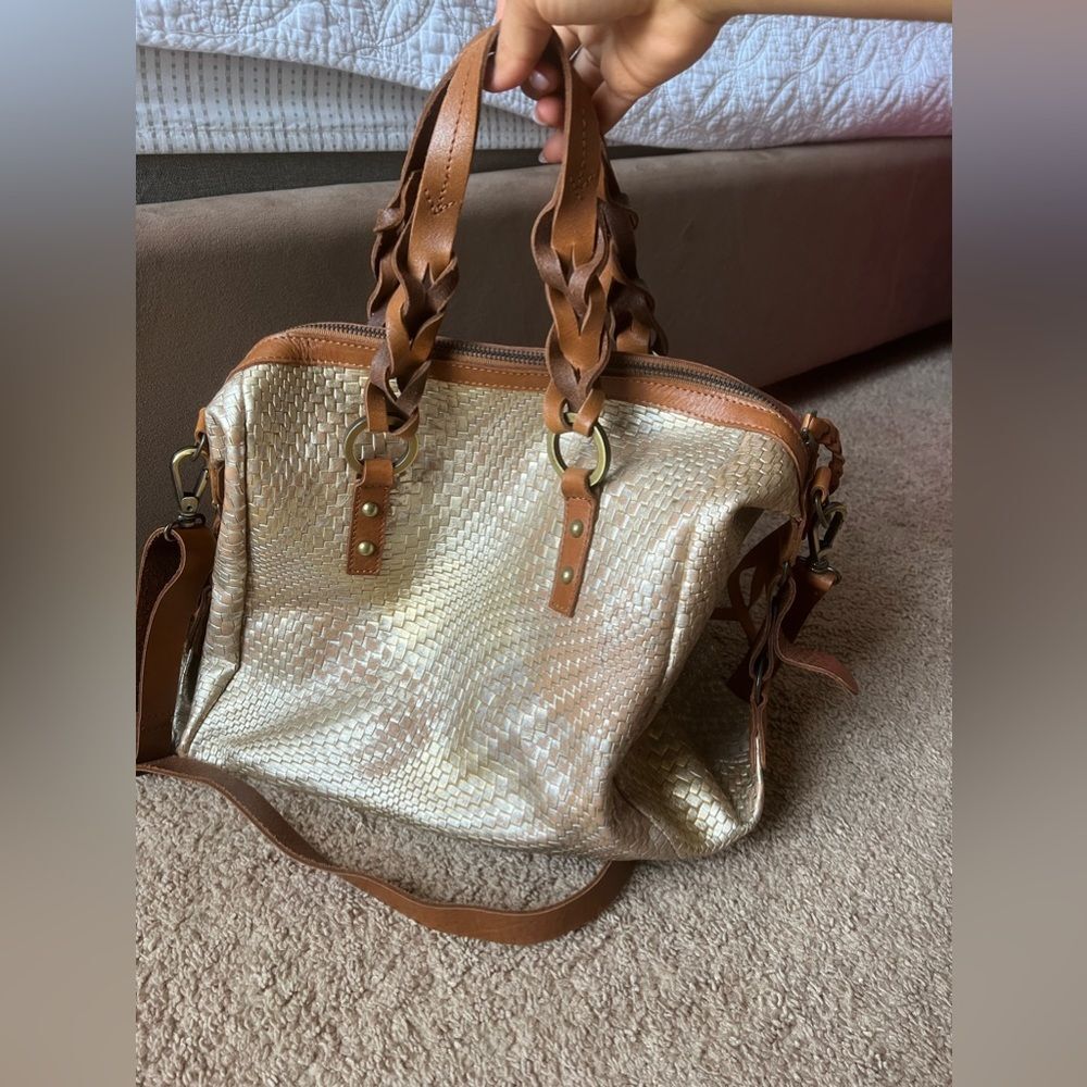 Velez Handbag From Colombia For Leather Lovers